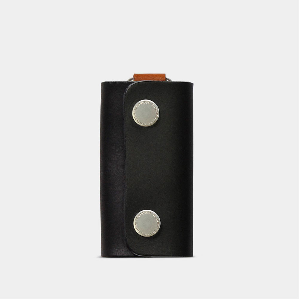 Schlüsselmäppchen Leder HANS aus Leder von Goodwilhelm in der Farbe black